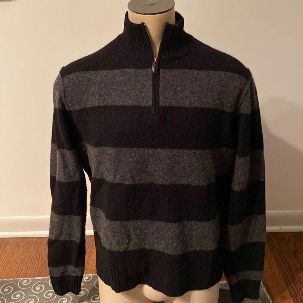 J CREW Men’s LAMBS WOOL LONG SLEEVE SWEATER Large BLACK GRAY STRIPED